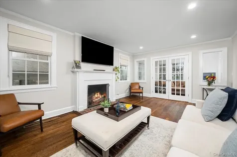 19 Nassau Road Larchmont NY 10538