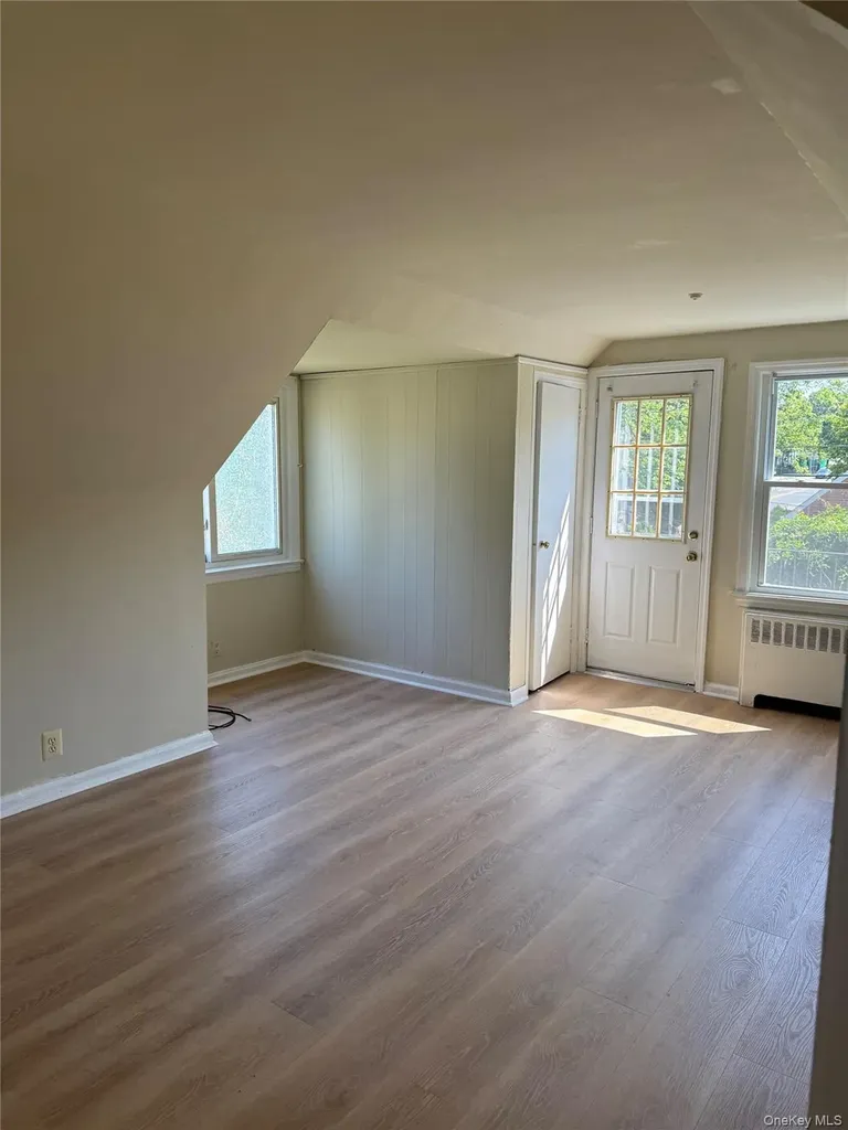 203-06 53rd Avenue Bayside NY 11364