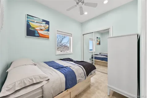 11 Pine Lane Bayville NY 11709