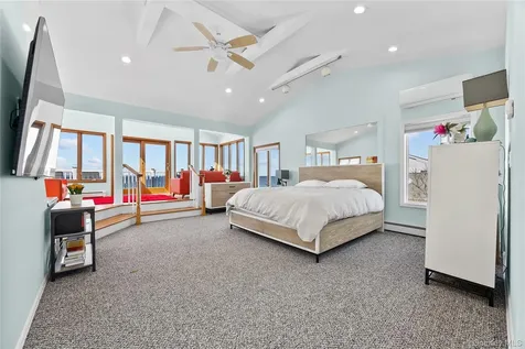 11 Pine Lane Bayville NY 11709
