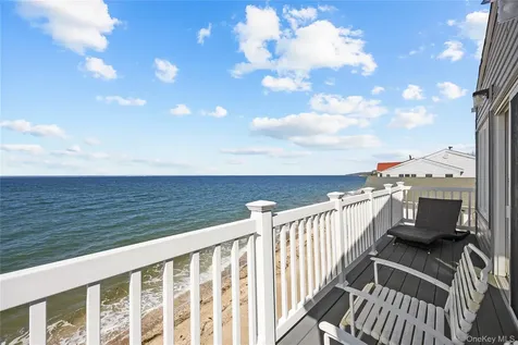 11 Pine Lane Bayville NY 11709