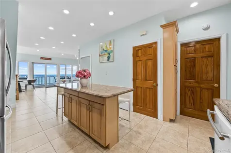 11 Pine Lane Bayville NY 11709