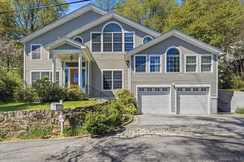 60 Hillside Lane New Rochelle NY 10804