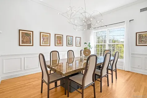 60 Hillside Lane New Rochelle NY 10804