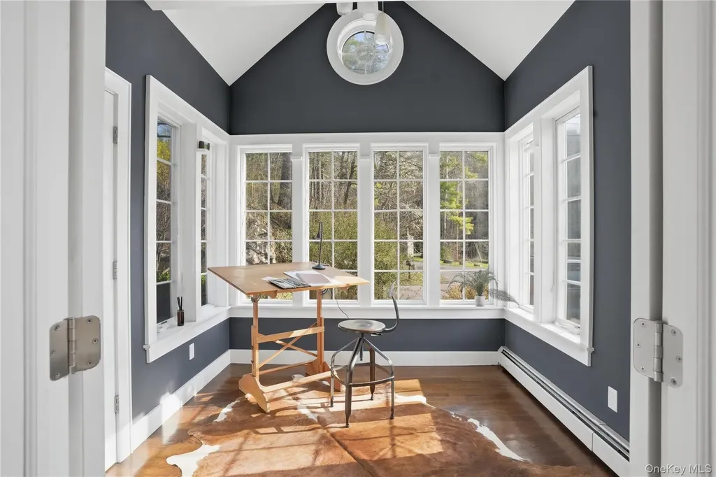 669 Route 213 Rosendale NY 12472