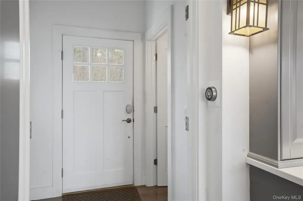 669 Route 213 Rosendale NY 12472