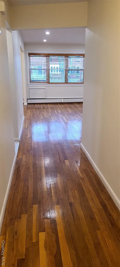 61-25 218 Street Bayside NY 11364