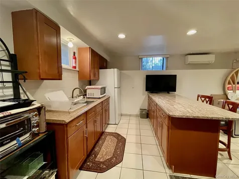 169 Old Mamaroneck Avenue White Plains NY 10605