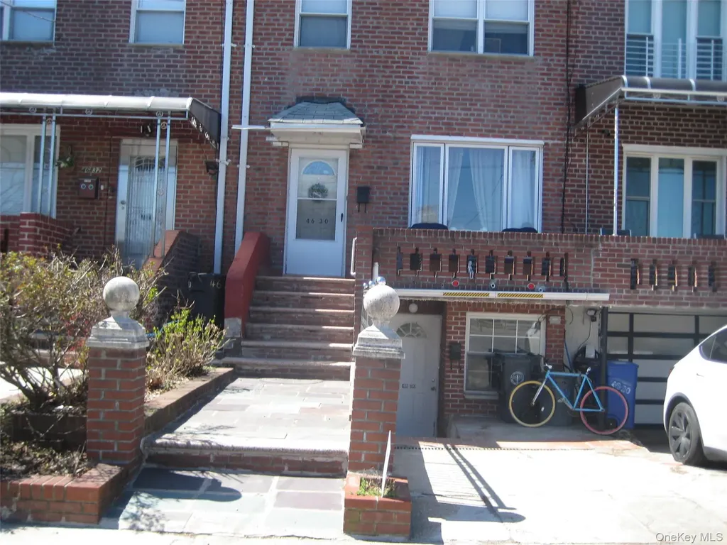 4630 Bell Boulevard Bayside NY 11361