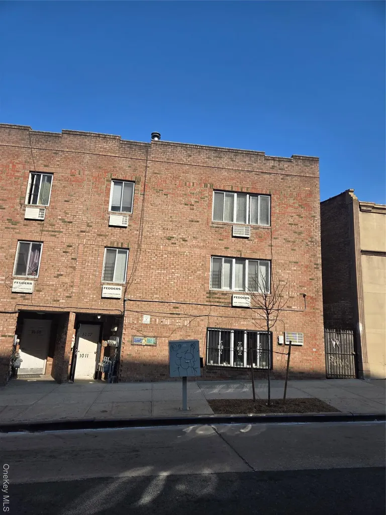 1011 Boston Road Bronx NY 10456