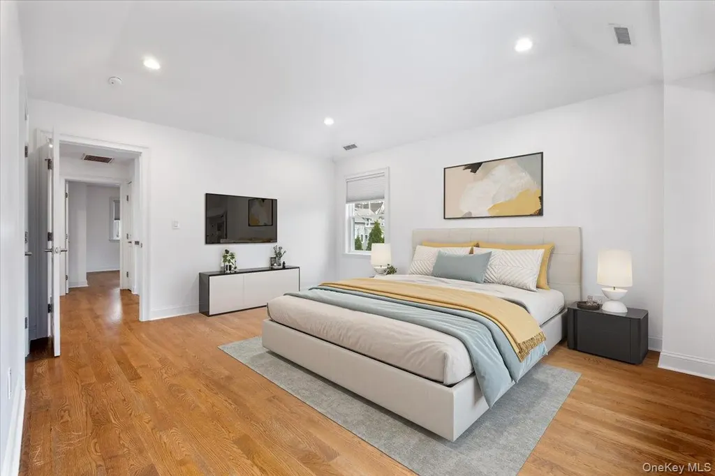 109 Lee Road Scarsdale NY 10583