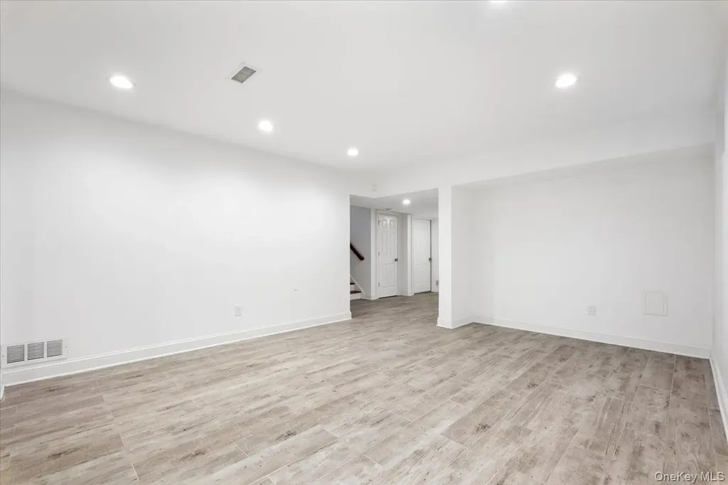 109 Lee Road Scarsdale NY 10583