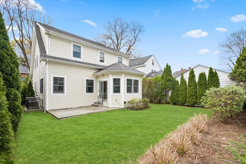 109 Lee Road Scarsdale NY 10583