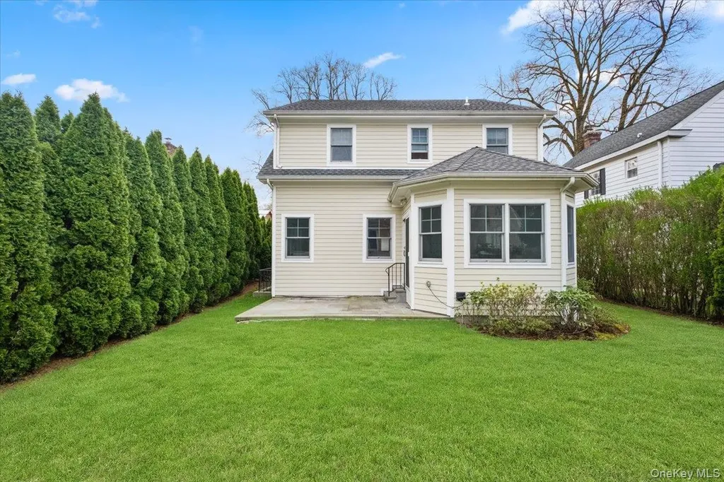 109 Lee Road Scarsdale NY 10583