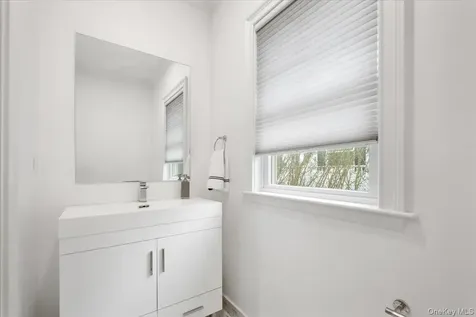 109 Lee Road Scarsdale NY 10583