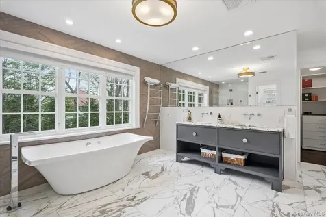 27 Kensington Road Scarsdale NY 10583