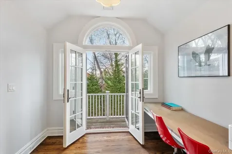27 Kensington Road Scarsdale NY 10583