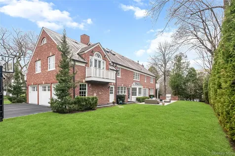 27 Kensington Road Scarsdale NY 10583