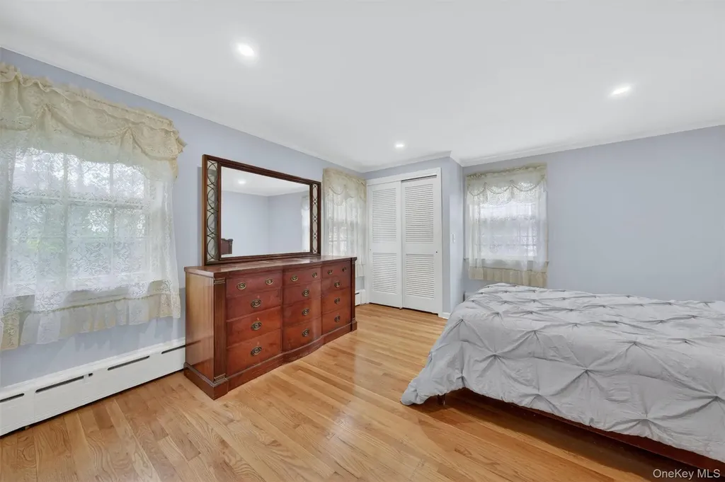 4 Scenic Drive Poughkeepsie NY 12603