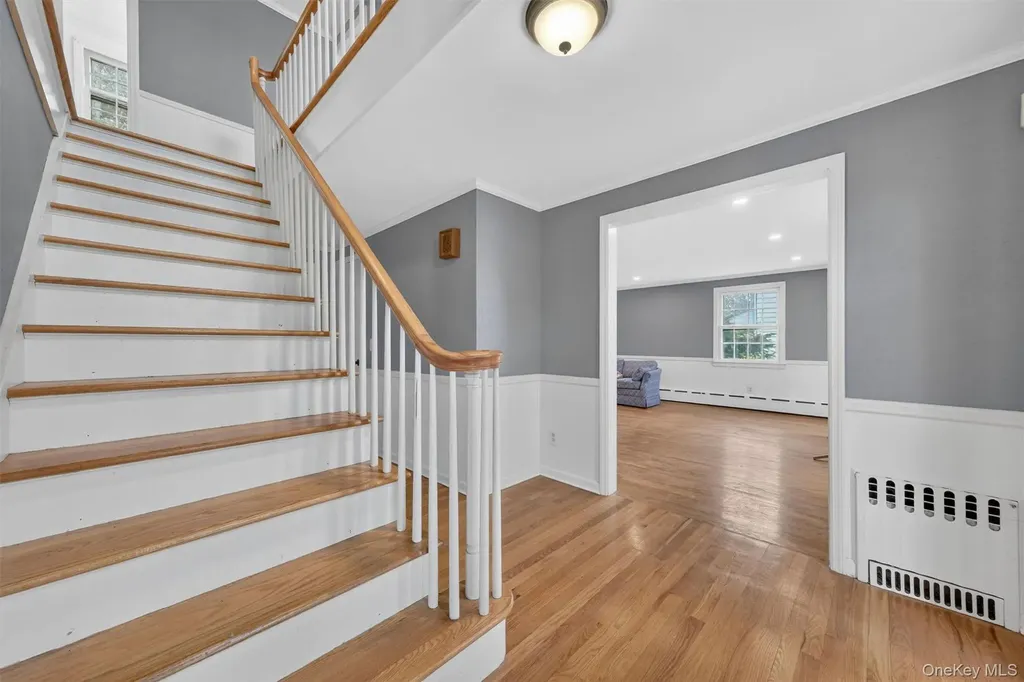 4 Scenic Drive Poughkeepsie NY 12603