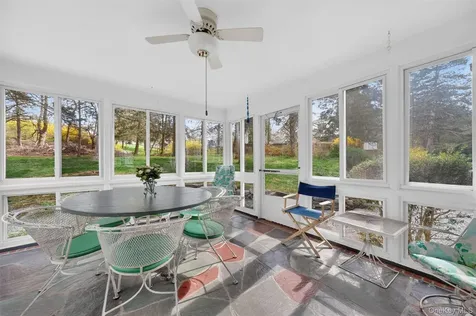 4 Scenic Drive Poughkeepsie NY 12603