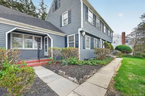 4 Scenic Drive Poughkeepsie NY 12603