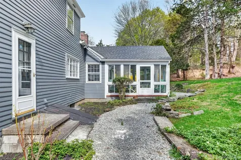 4 Scenic Drive Poughkeepsie NY 12603