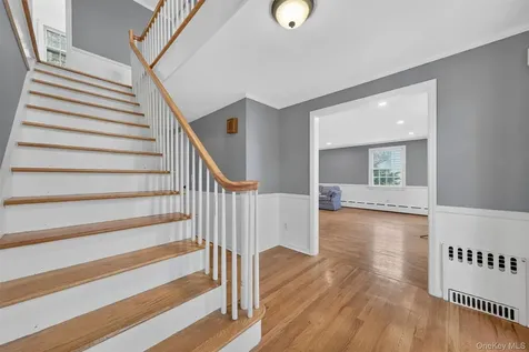 4 Scenic Drive Poughkeepsie NY 12603