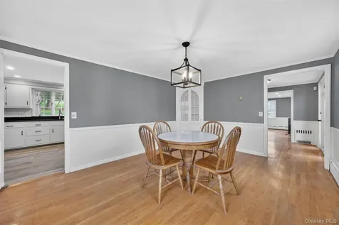 4 Scenic Drive Poughkeepsie NY 12603
