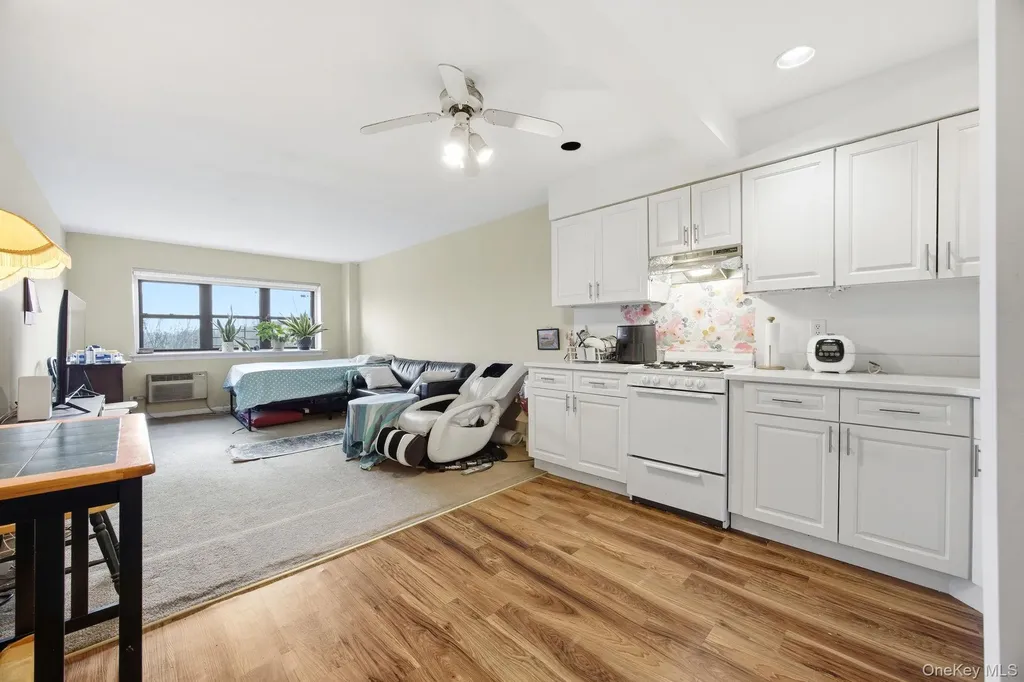 1910 Pelham Parkway S Bronx NY 10461
