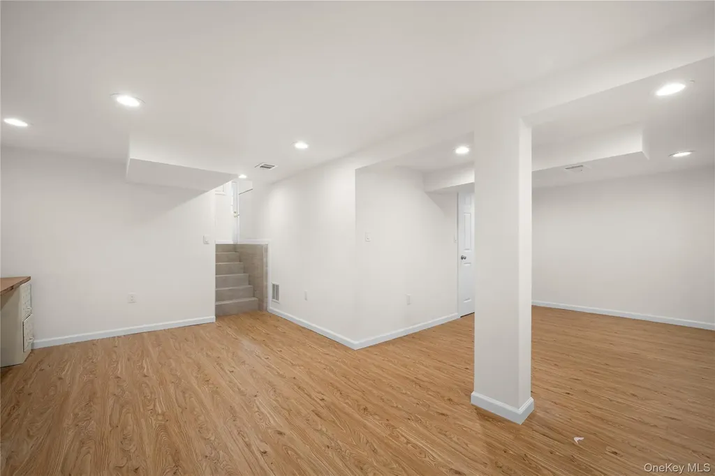 46 Elmtree Lane Jericho NY 11753