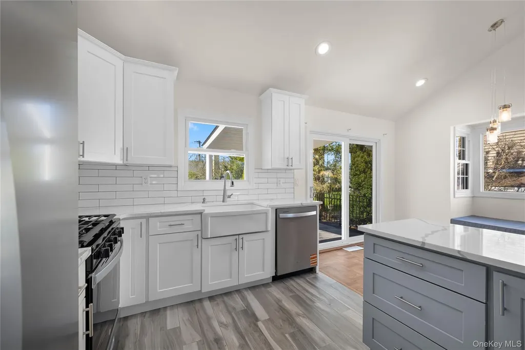 46 Elmtree Lane Jericho NY 11753
