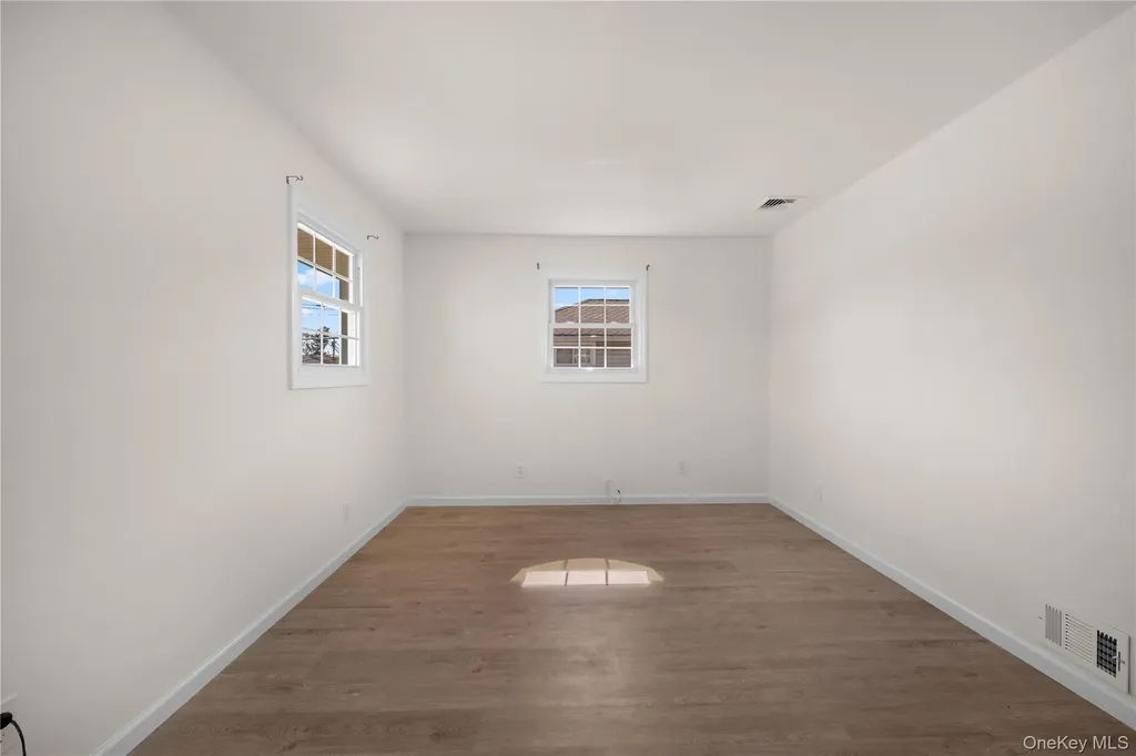 46 Elmtree Lane Jericho NY 11753