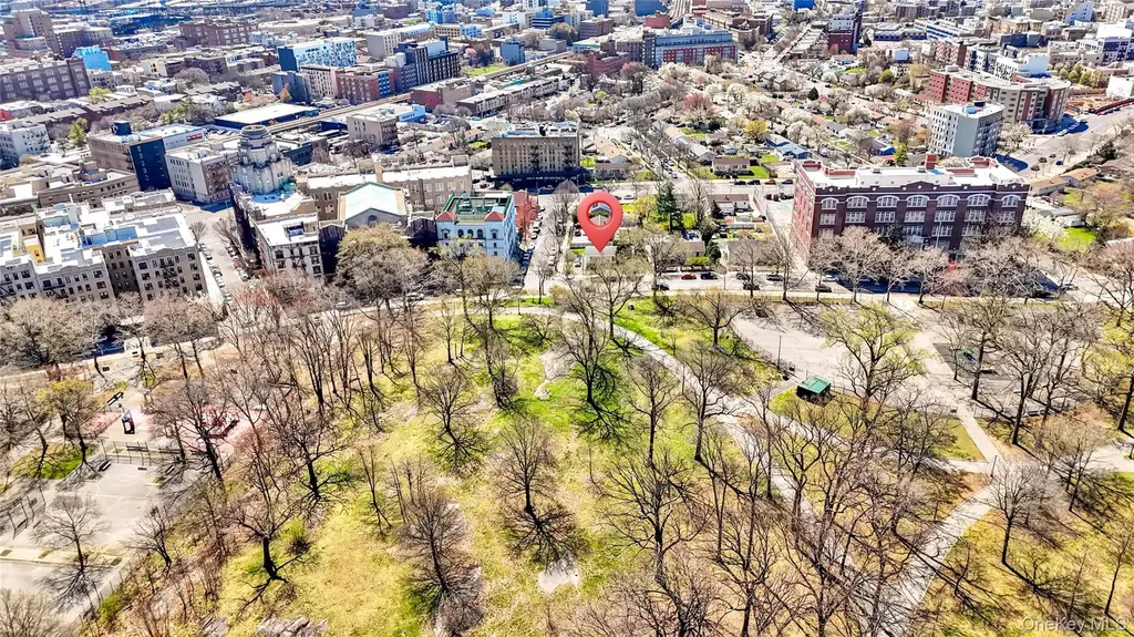 1580 Crotona Park E Bronx NY 10460