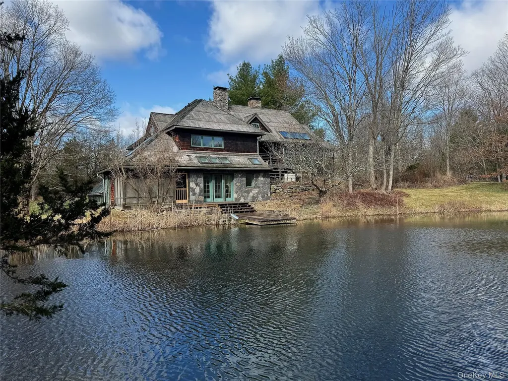 22 Knight Road Clinton Corners NY 12514