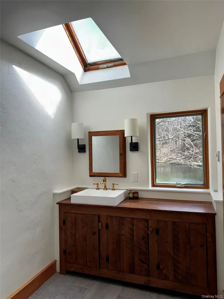22 Knight Road Clinton Corners NY 12514