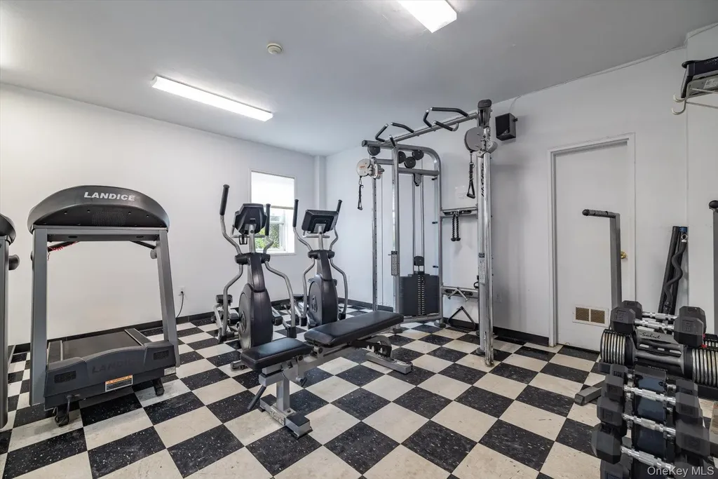370 W Broadway Long Beach NY 11561