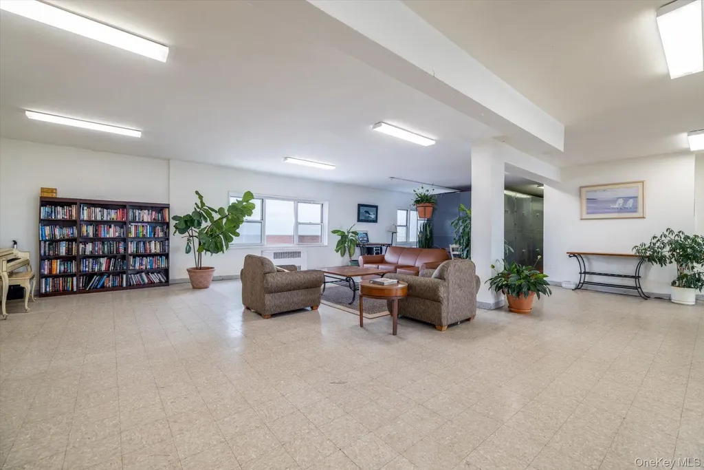 370 W Broadway Long Beach NY 11561