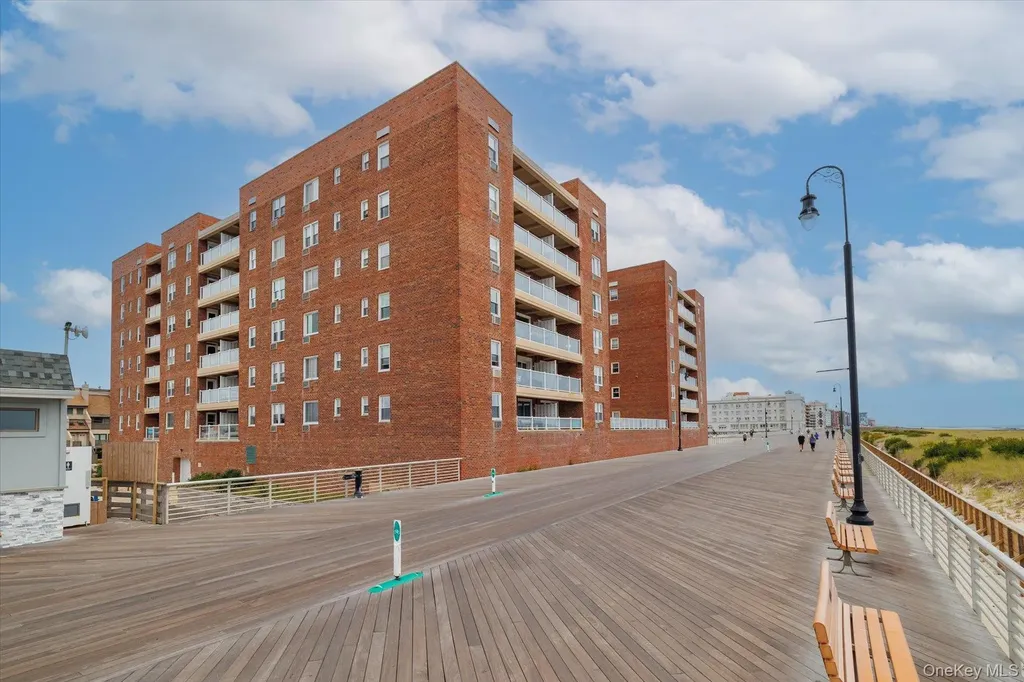 370 W Broadway Long Beach NY 11561