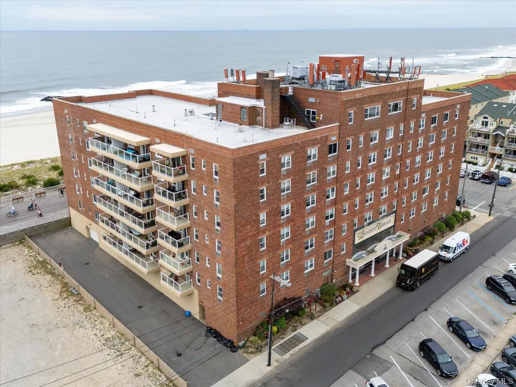 370 W Broadway Long Beach NY 11561