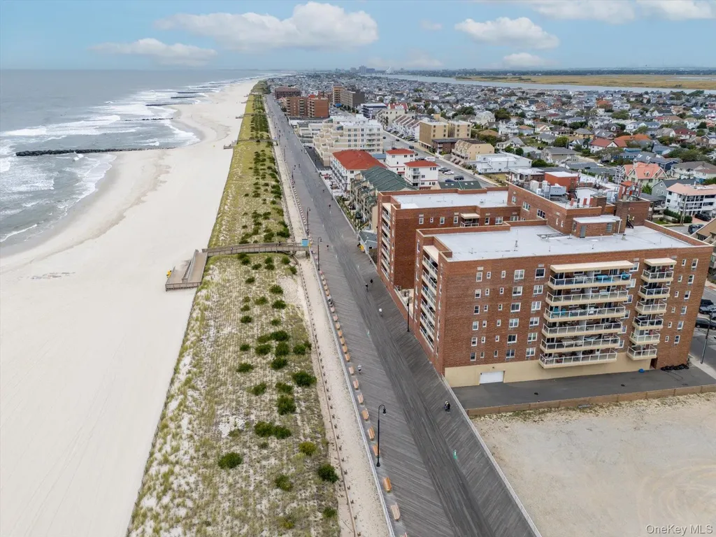 370 W Broadway Long Beach NY 11561