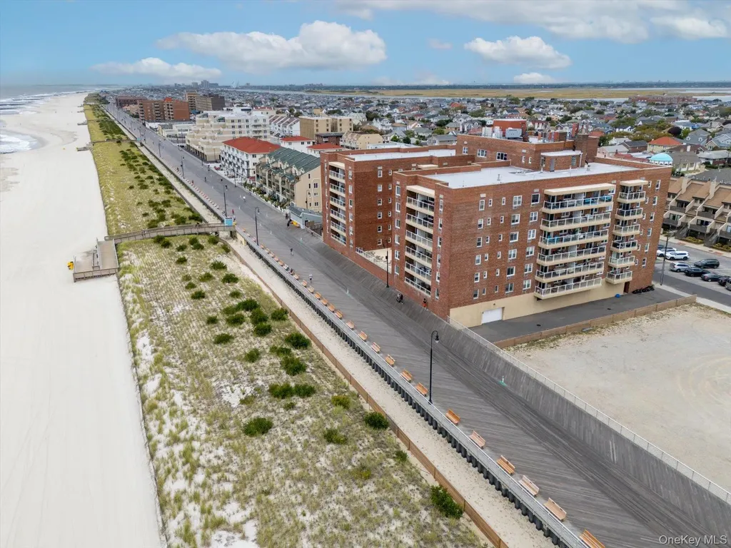 370 W Broadway Long Beach NY 11561