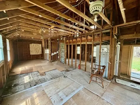 1075 Spillway Road Shrub Oak NY 10588