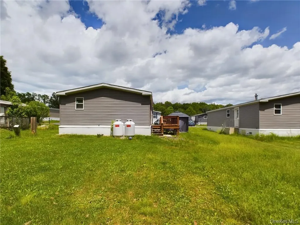 18 Shore Lane Burlingham NY 12722