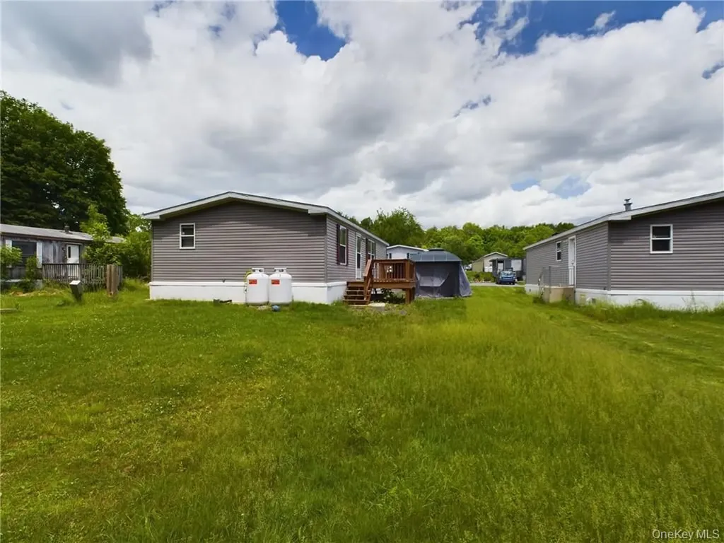 18 Shore Lane Burlingham NY 12722