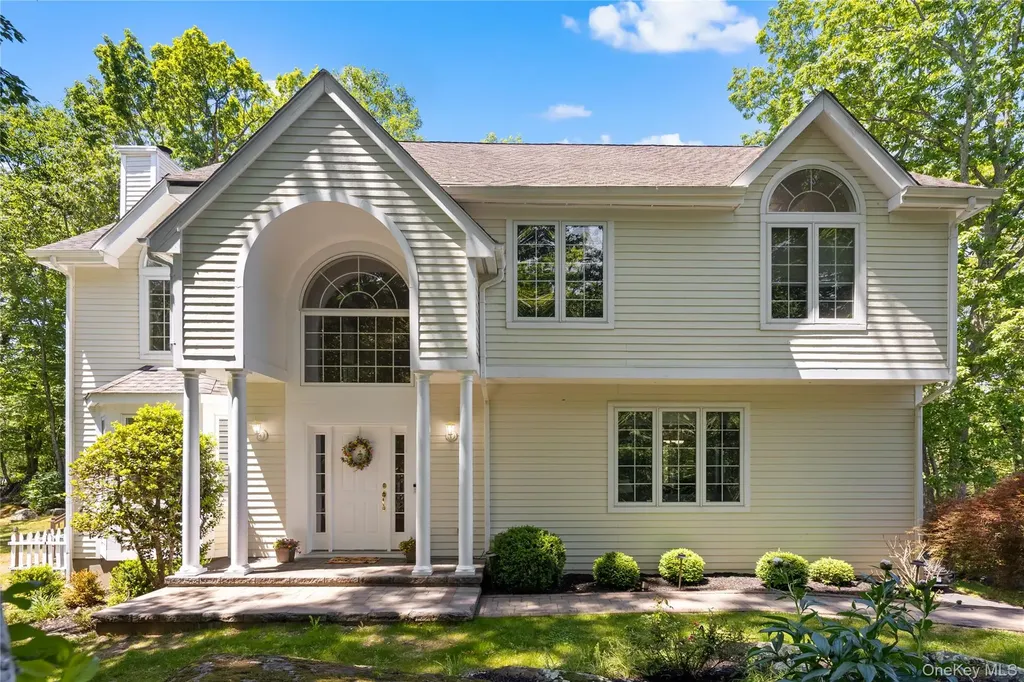 875 Hanover Street Yorktown Heights NY 10598