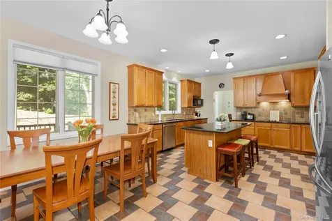 875 Hanover Street Yorktown Heights NY 10598