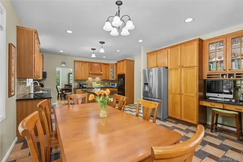 875 Hanover Street Yorktown Heights NY 10598