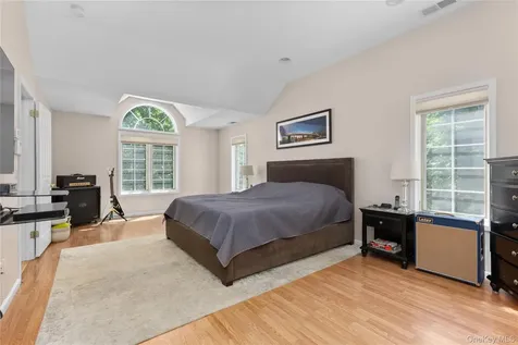 875 Hanover Street Yorktown Heights NY 10598