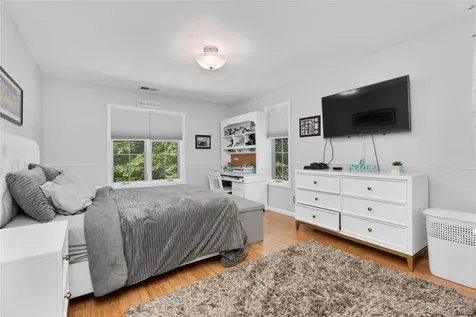 875 Hanover Street Yorktown Heights NY 10598